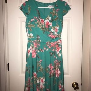 Dress Barn floral print short sleeved dress.